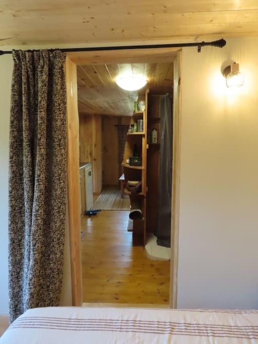 Cosy Cabane Montbrun-Bocage Bagian luar foto