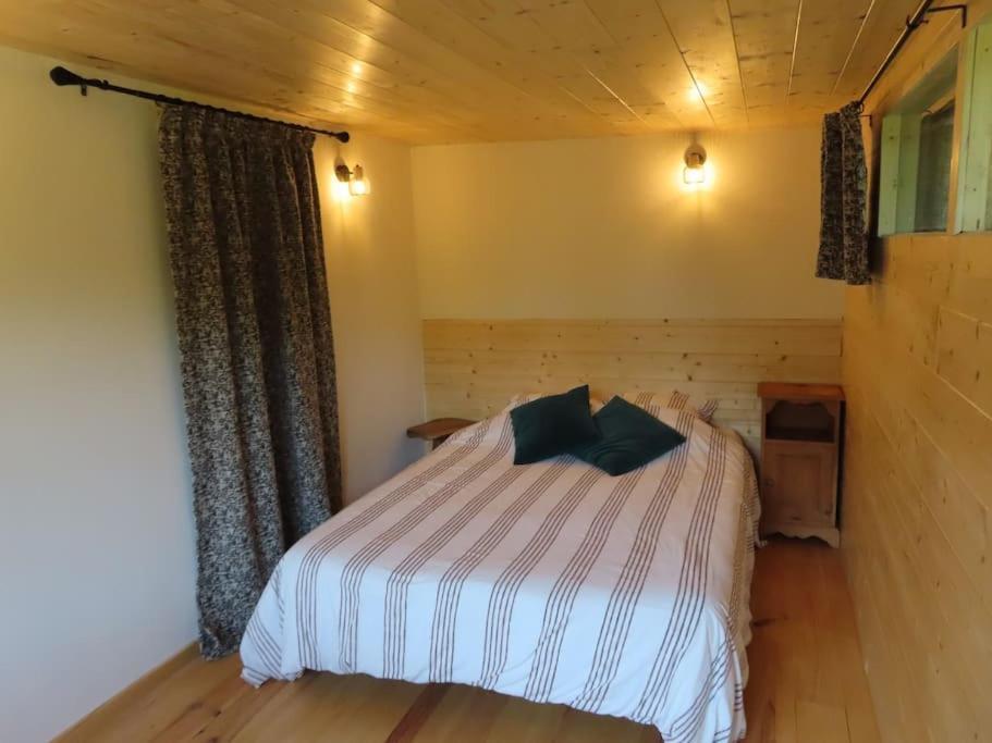 Cosy Cabane Montbrun-Bocage Bagian luar foto