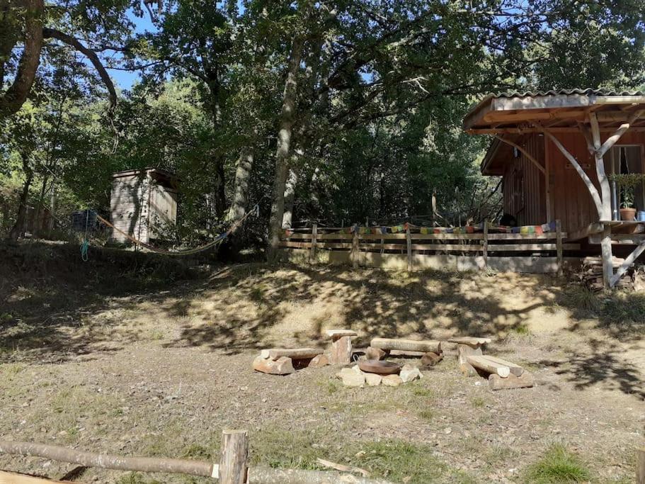 Cosy Cabane Montbrun-Bocage Bagian luar foto