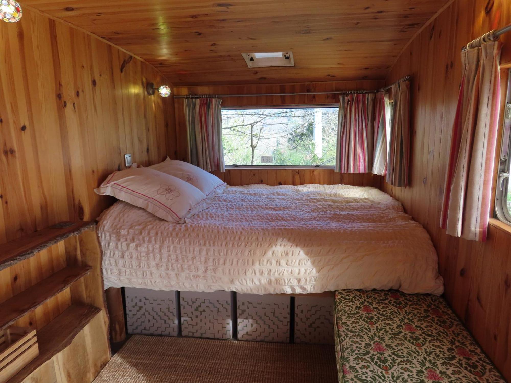 Cosy Cabane Montbrun-Bocage Bagian luar foto