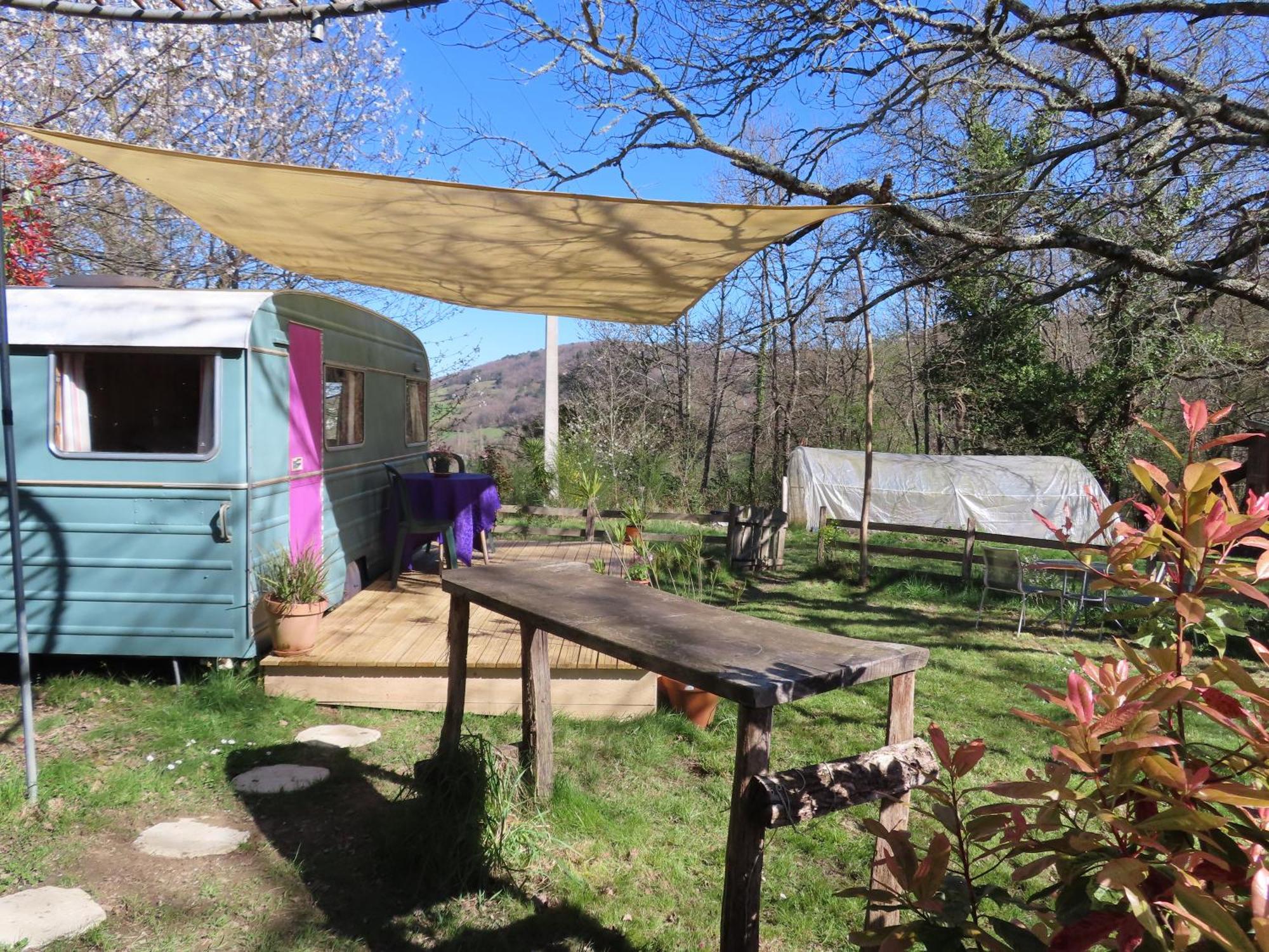 Cosy Cabane Montbrun-Bocage Bagian luar foto