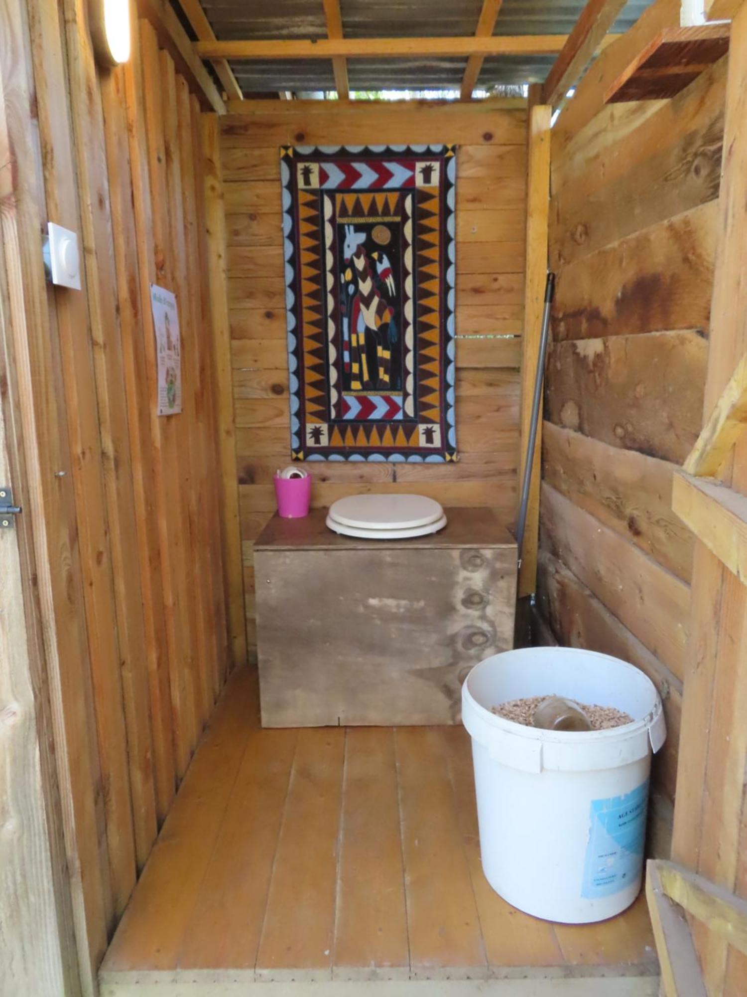 Cosy Cabane Montbrun-Bocage Bagian luar foto
